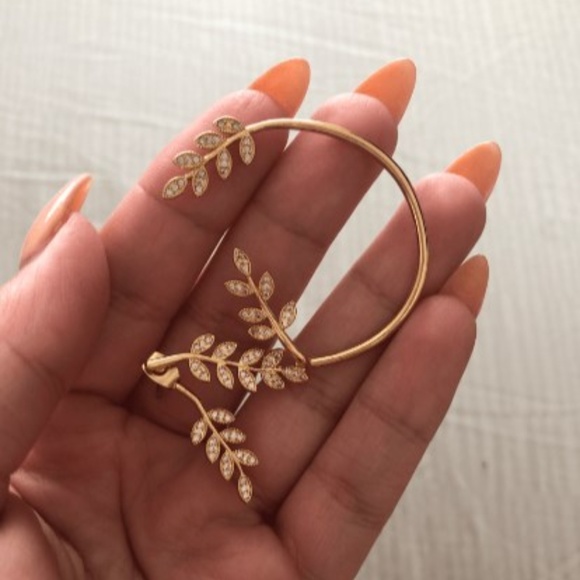 Gold Leaf Design Ear Climber Cuff earring 1 piece - Picture 7 of 14